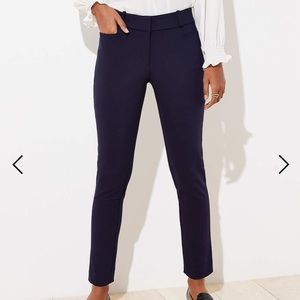 Marisa Skinny Pant in Navy
